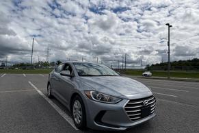 Hyundai Elantra 2017 in Montréal