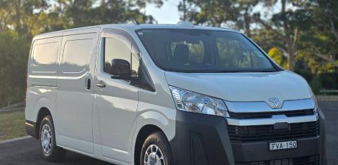Toyota HIACE 2025