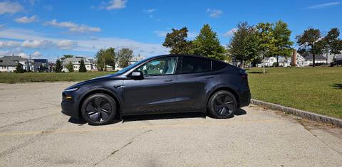 Tesla Model Y 2026