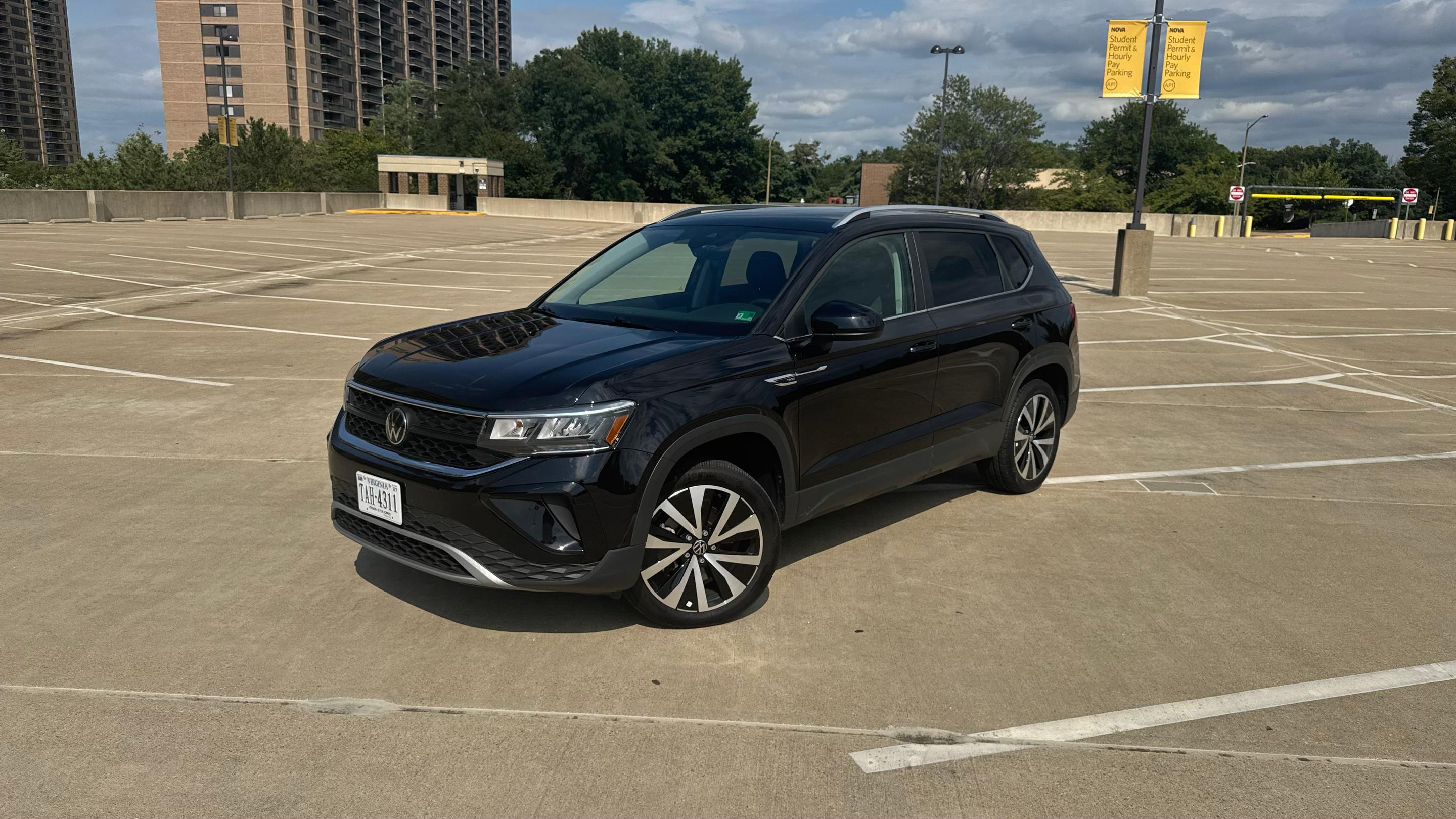 Volkswagen Taos 2024 in Falls Church, VA