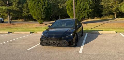 Toyota Camry Hybrid 2026