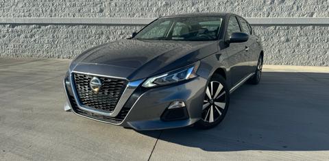 Nissan Altima 2022