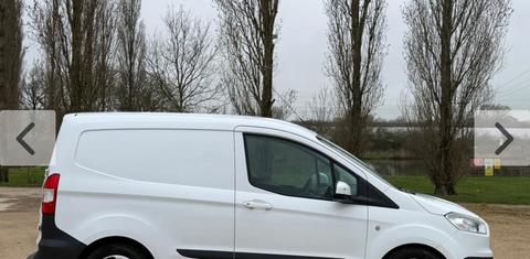 Ford Transit Courier Kombi 2017