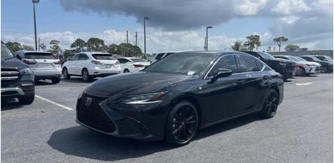 Lexus ES 2024