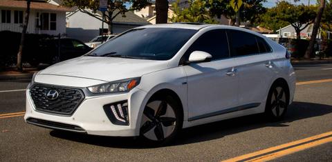 Hyundai Ioniq Hybrid 2020