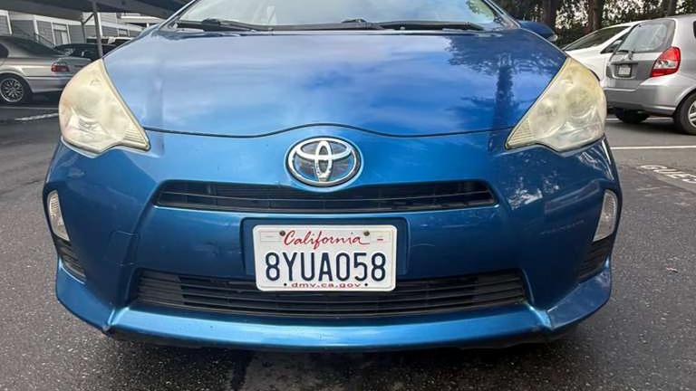 Toyota Prius c 2013 in 