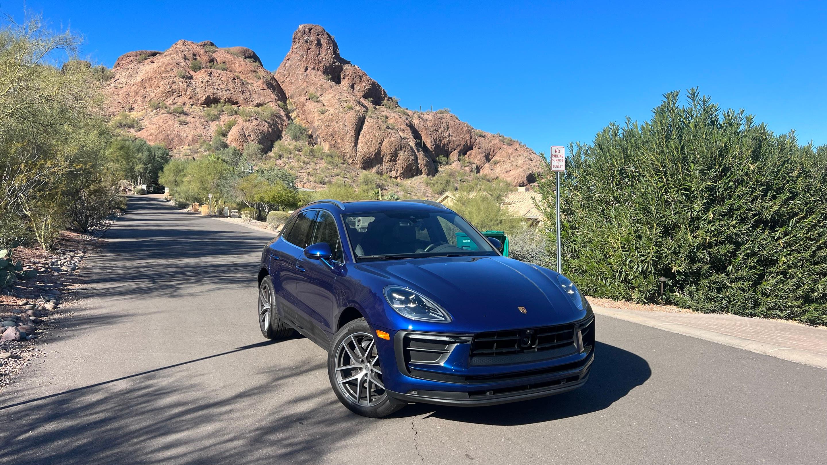 Porsche Macan 2022 in Phoenix, AZ