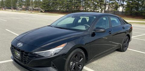 Hyundai Elantra 2023