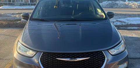 Chrysler Pacifica 2023