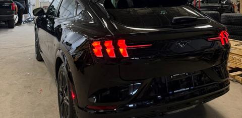 Ford Mustang Mach-E 2025