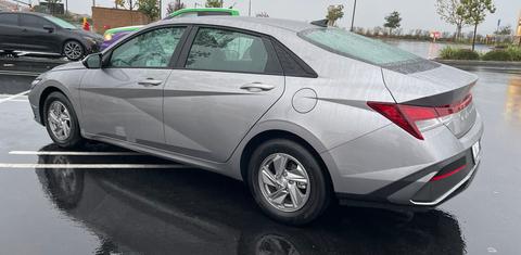 Hyundai Elantra 2025