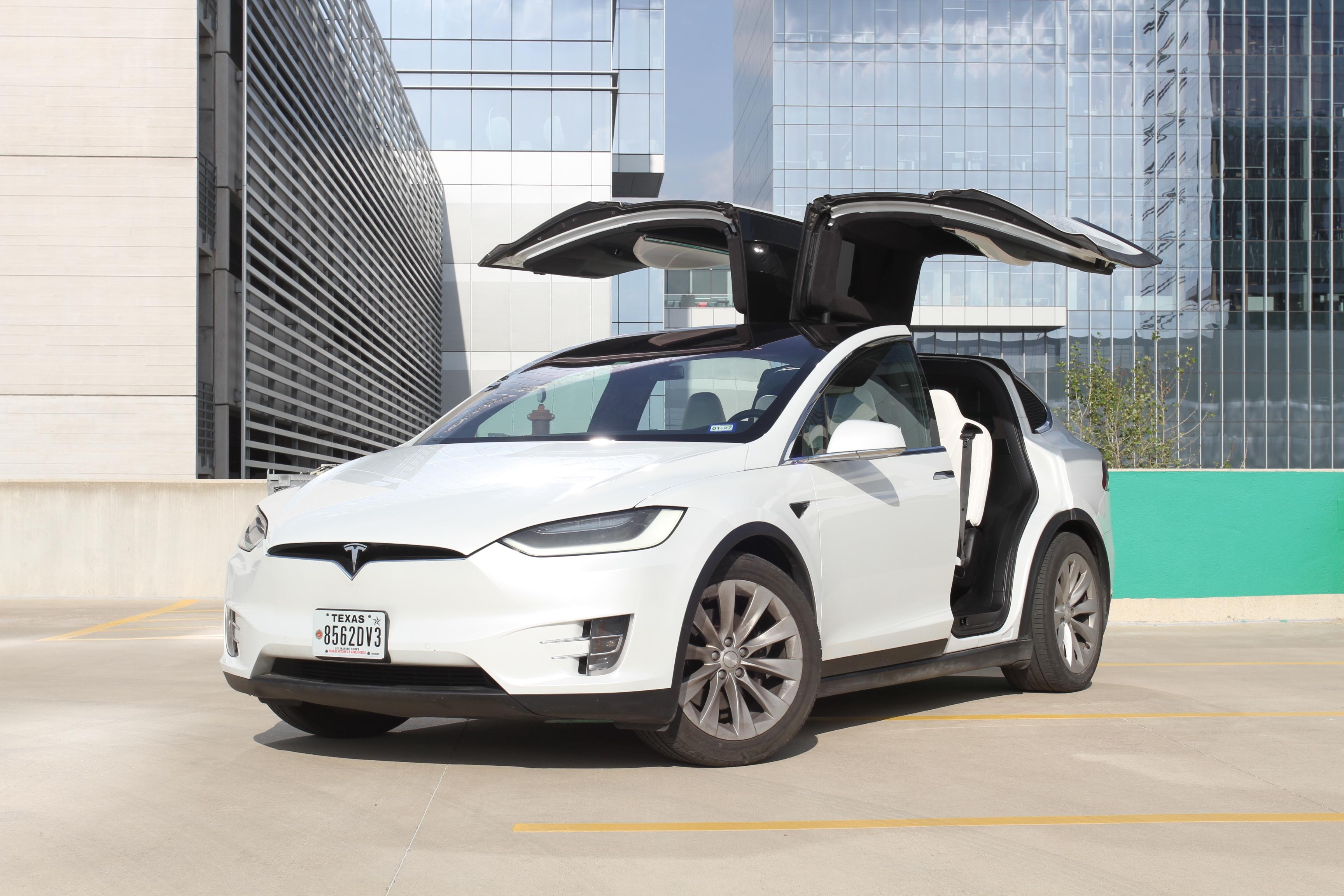Tesla Model X 2018 in 