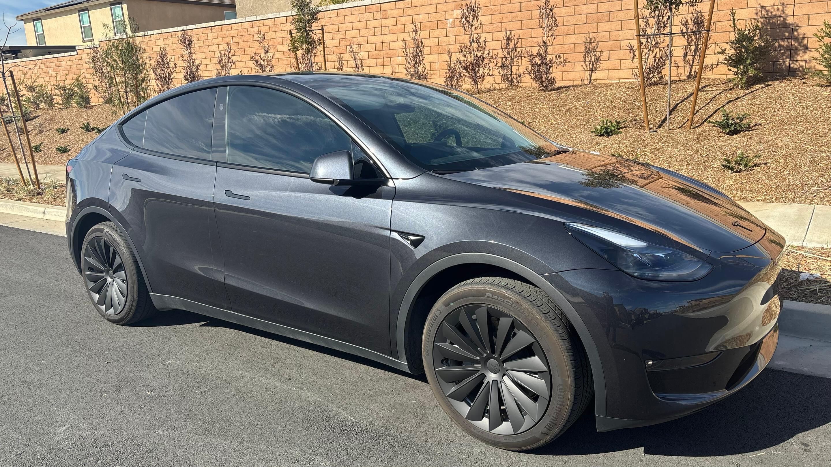 Tesla Model Y 2024 in 