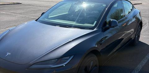 Tesla Model 3 2024
