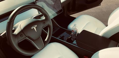 Tesla Model 3 2019
