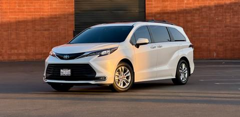 Toyota Sienna 2024