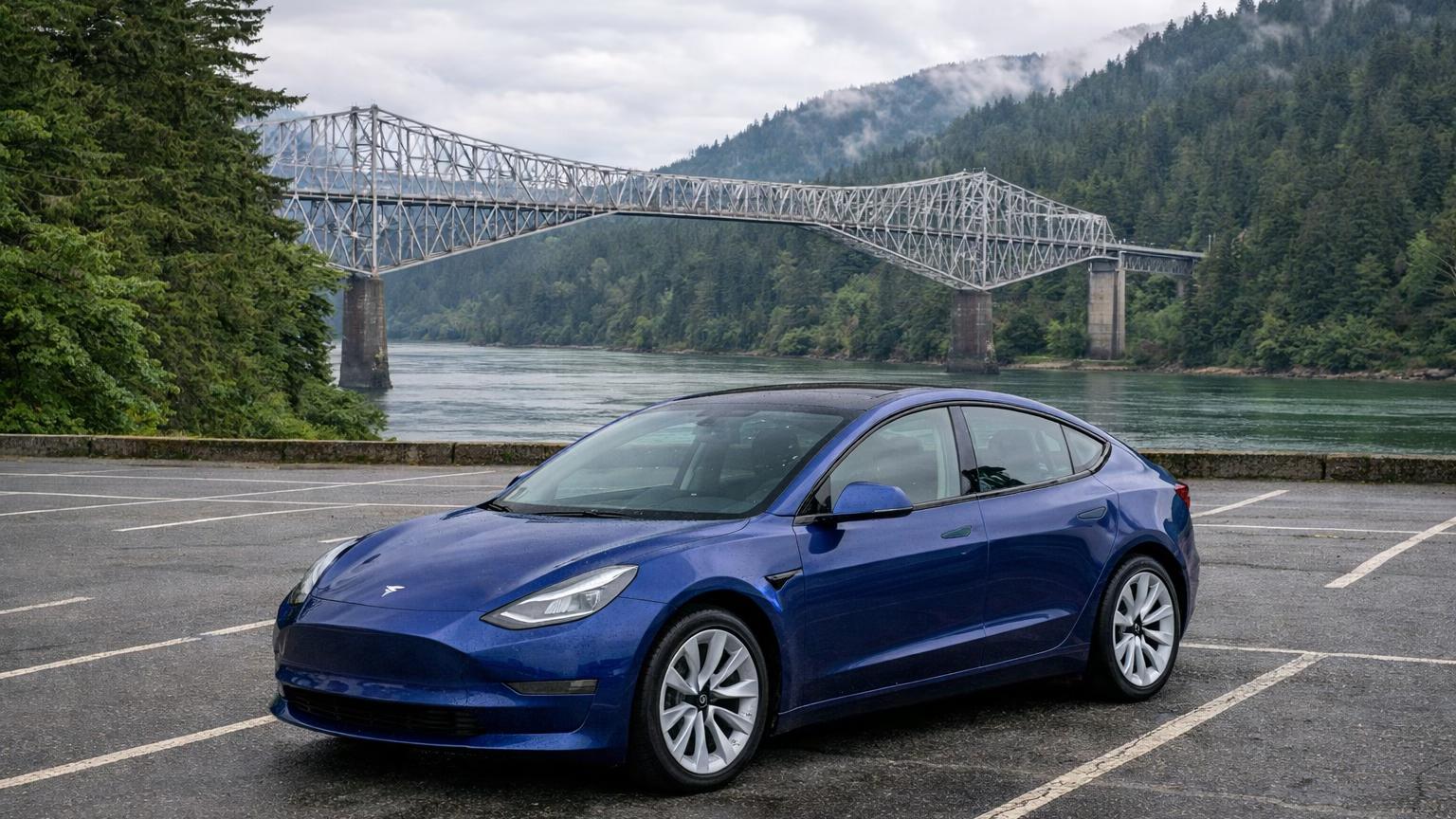 Tesla Model 3 2022 in Vancouver, WA