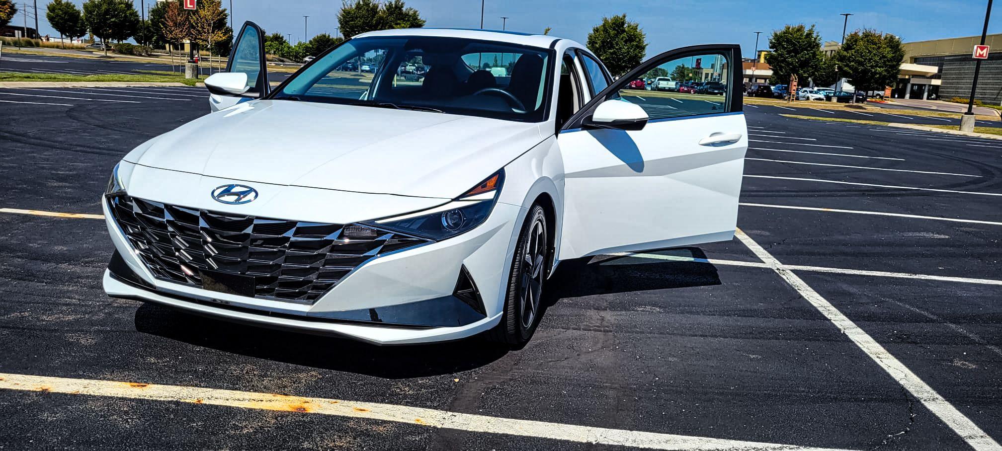 Hyundai Elantra 2021 in 