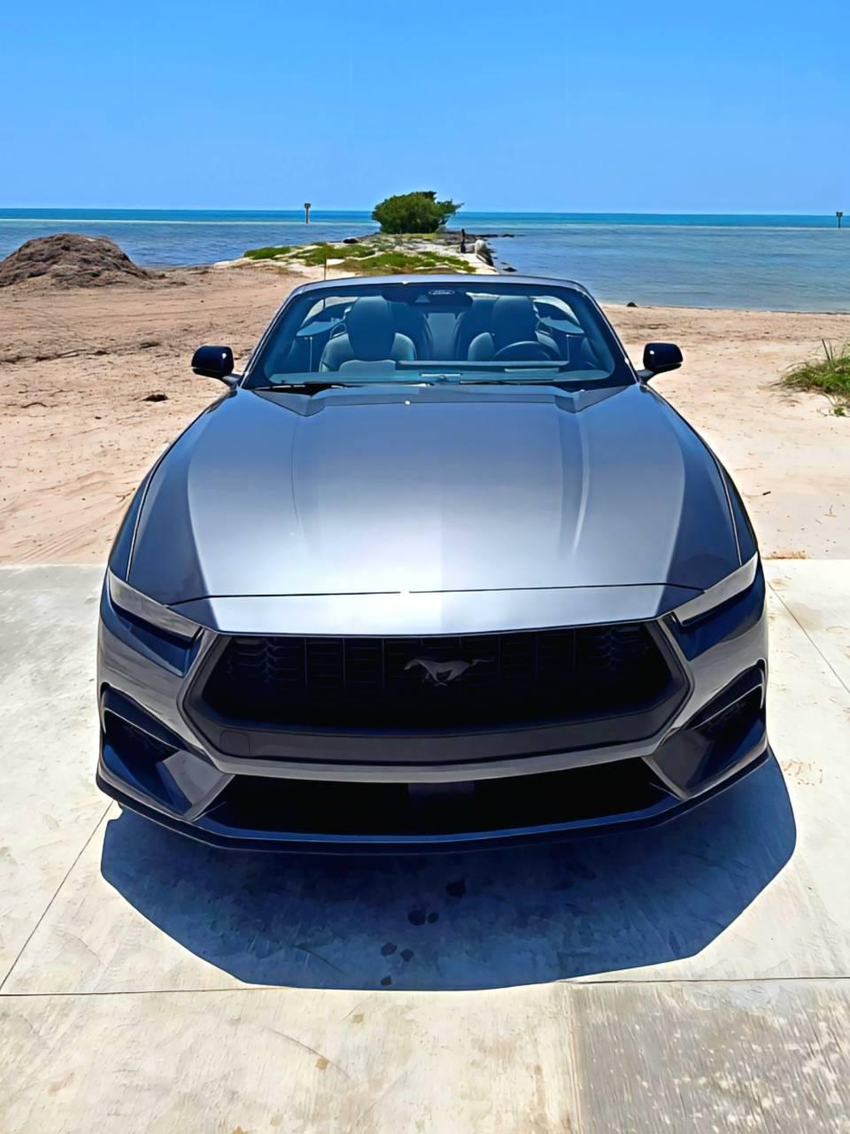 Ford Mustang 2025 in Key West, FL