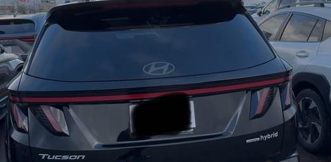 Hyundai Tucson Hybrid 2025