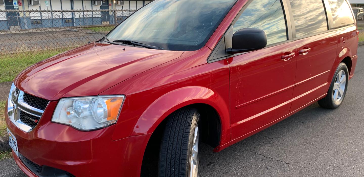 Dodge Grand Caravan 2013 rental in Honolulu, HI by Dan I. Turo