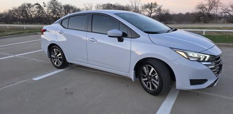 Nissan Versa 2025