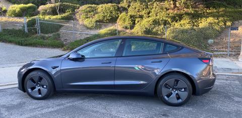 Tesla Model 3 2022