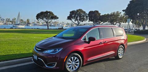 Chrysler Pacifica 2018