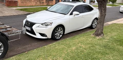 Lexus IS300h 2014