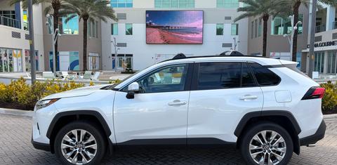 Toyota RAV4 2025