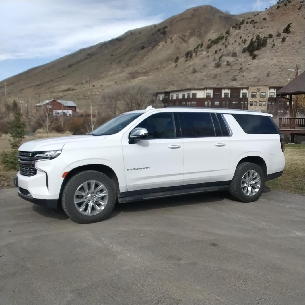 Chevrolet Suburban 2023 in 