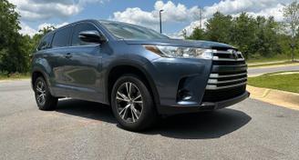 Toyota Highlander 2018 — Car rental alternative in Pensacola, FL