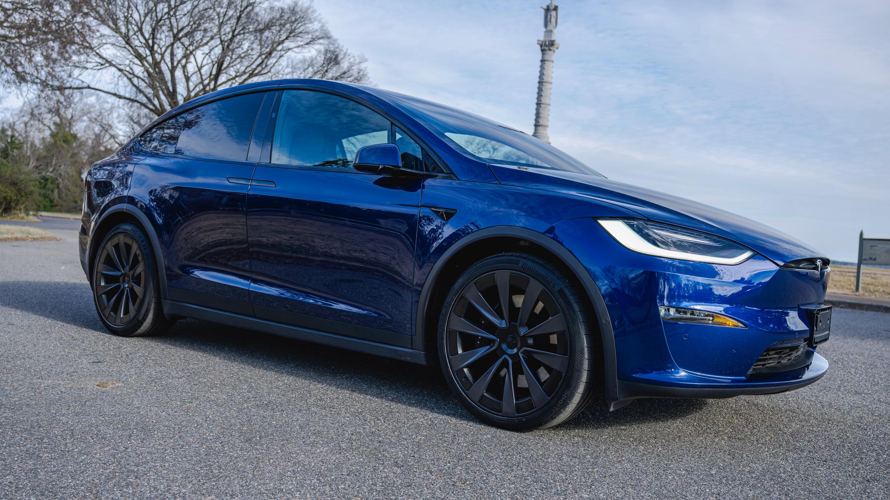 Tesla Model X 2022 in Newport News, VA