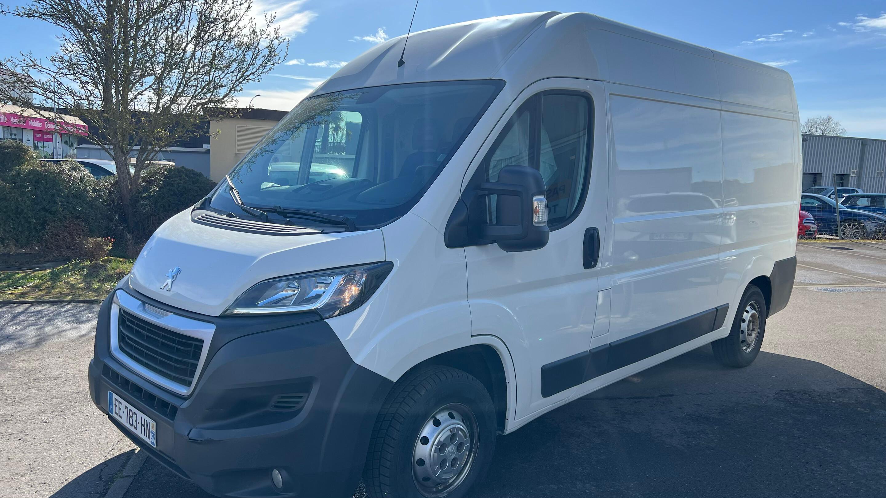 Peugeot BOXER 2016 à Terville