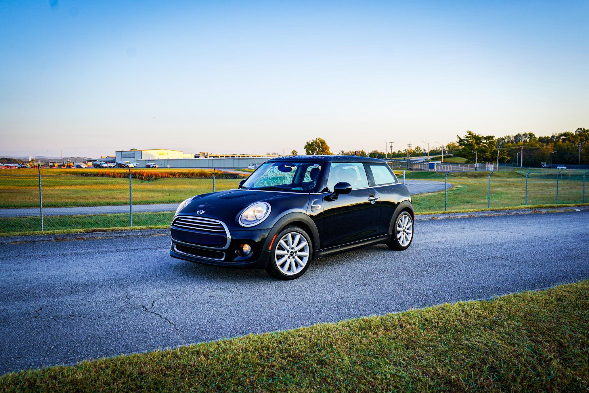 MINI Hardtop 2 Door 2015 in Chattanooga, TN
