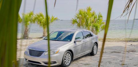 Chrysler 200 2013