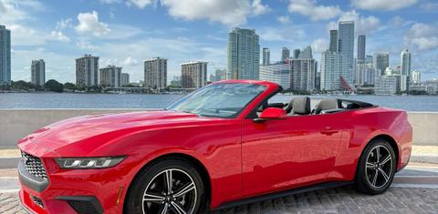 Ford Mustang 2024