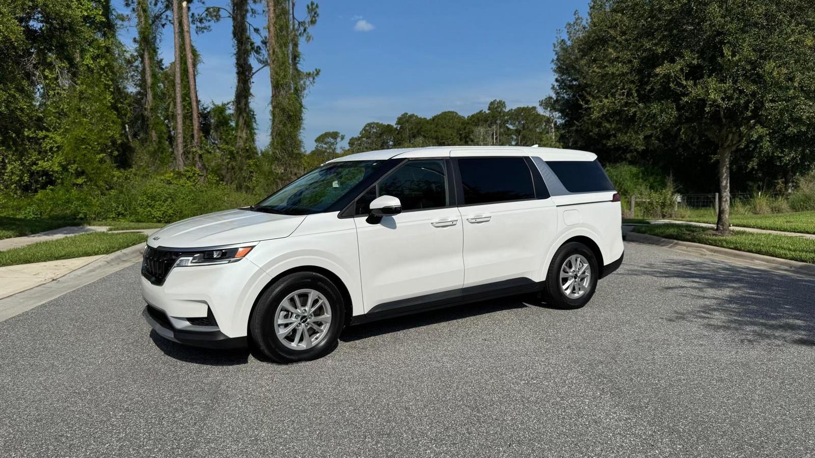Kia Carnival 2023 in Horizon West, FL