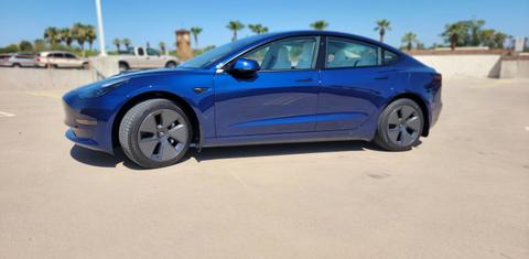 Tesla Model 3 2022