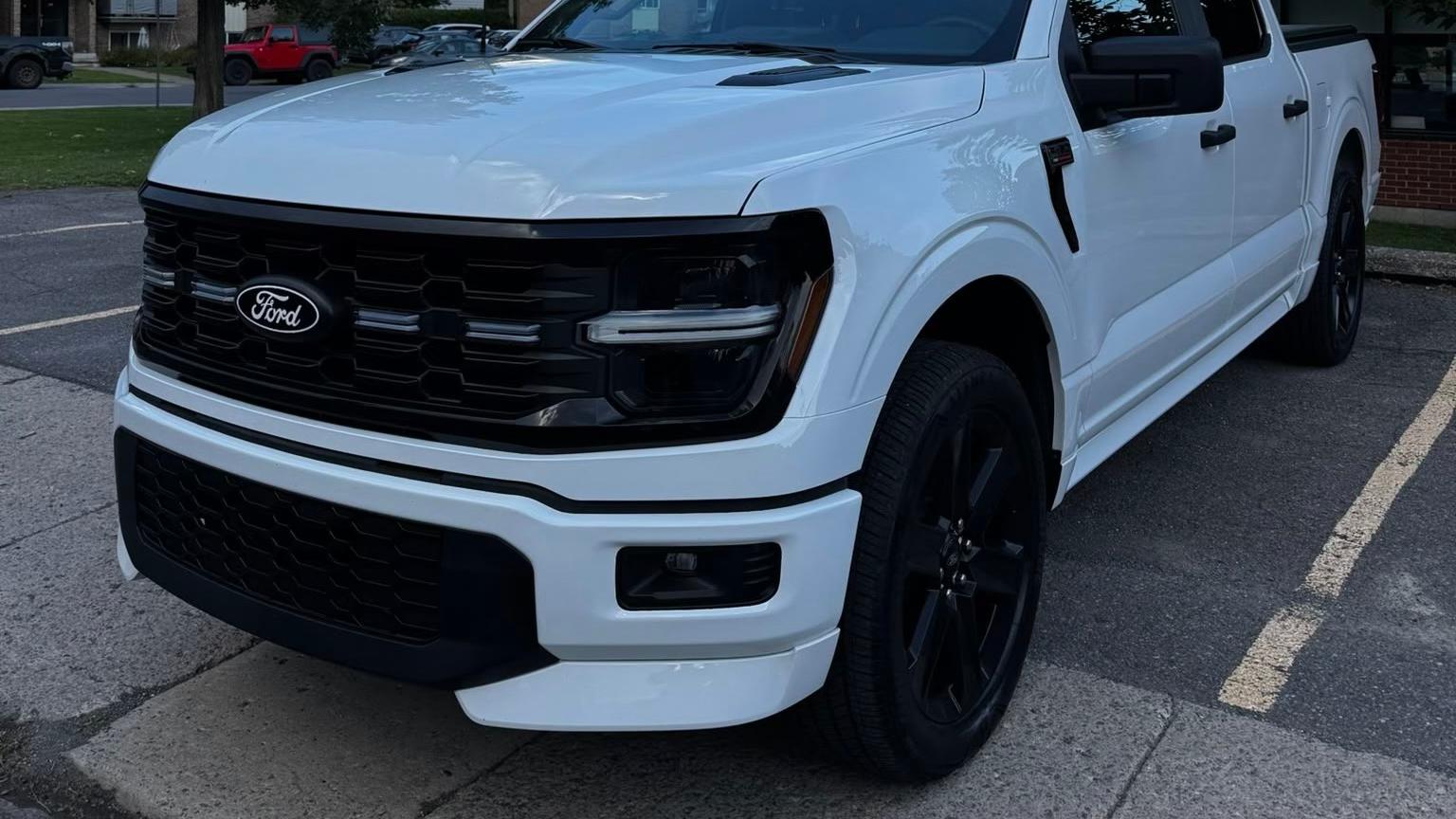 Ford F-150 2025 in Longueuil, QC