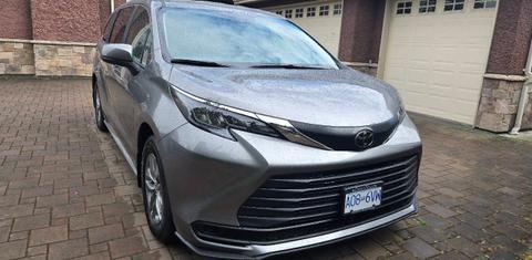 Toyota Sienna 2026