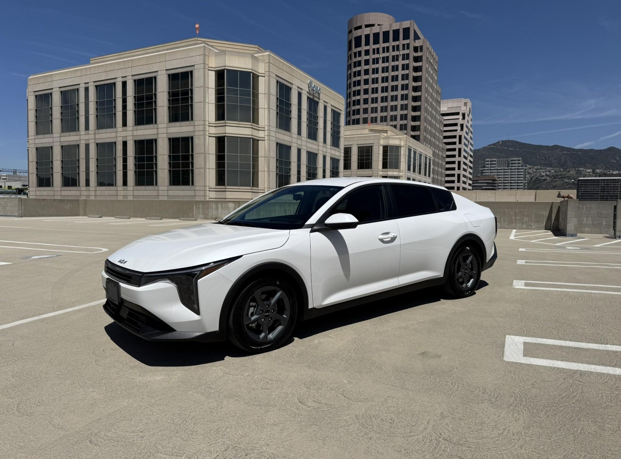 Kia K4 2025 in Glendale, CA