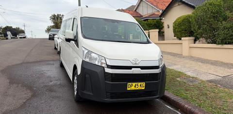 Toyota HIACE 2020