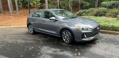 Hyundai Elantra GT 2019
