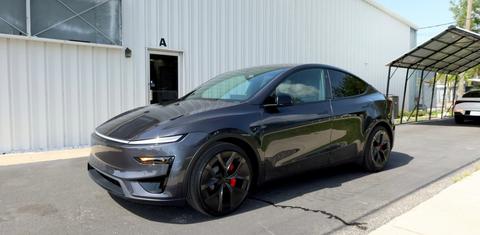 Tesla Model Y 2026