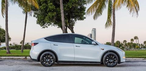 Tesla Model Y 2021