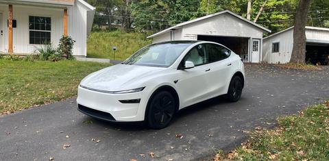 Tesla Model Y 2026