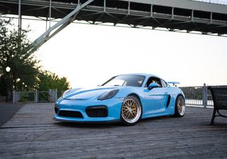 Porsche Cayman car