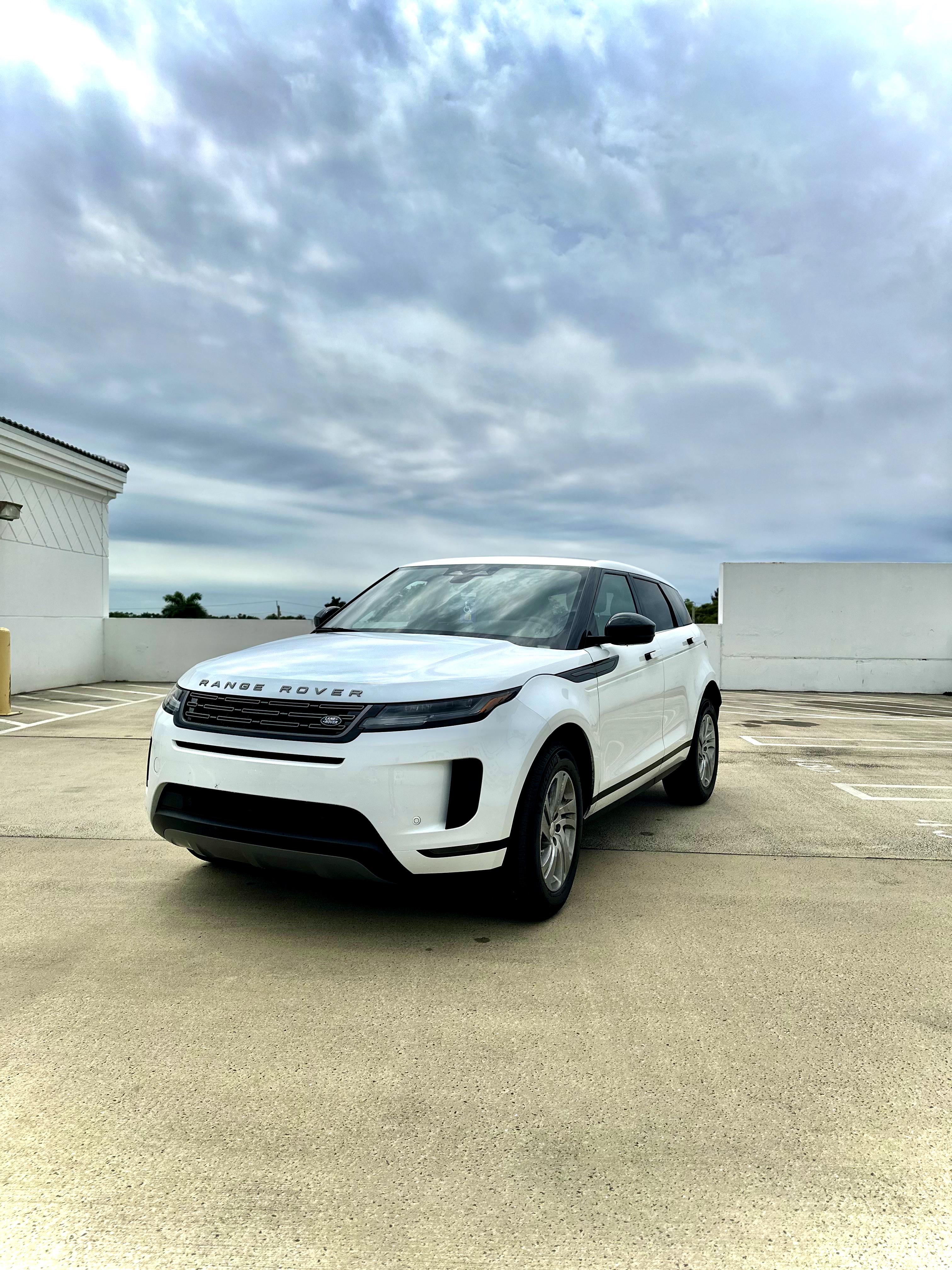 Land Rover Range Rover Evoque 2024 in 
