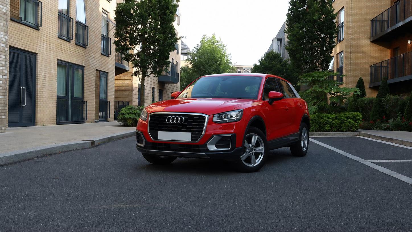 Audi Q2 2019 in London